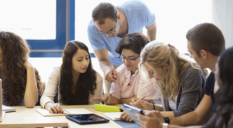 Servizi di Tutorato | Aperte le candidature per il Tutorato specializzato alla pari