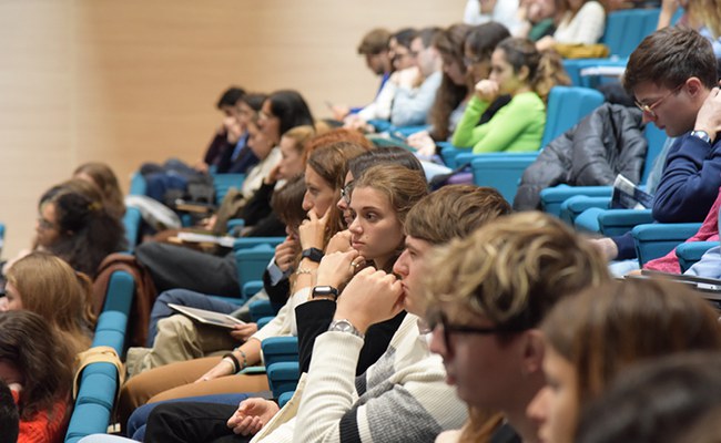 A gennaio riaprono le immatricolazioni ai corsi Unife per studentesse e studenti del semestre filtro di Medicina, Odontoiatria e Veterinaria