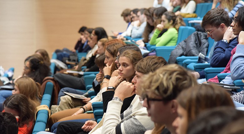 A gennaio riaprono le immatricolazioni ai corsi Unife per studentesse e studenti del semestre filtro di Medicina, Odontoiatria e Veterinaria