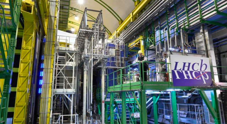 Fisica | Scoperta al CERN una nuova particella simile al protone. Nel team anche il gruppo Unife e INFN Ferrara