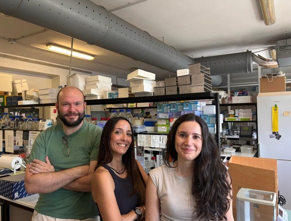 da sinistra, Andrea Benazzo, Silvia Ghirotto e Patrìcia Santos dell'Università di Ferrara. da sinistra, Andrea Benazzo, Silvia Ghirotto e Patrìcia Santos dell'Università di Ferrara.