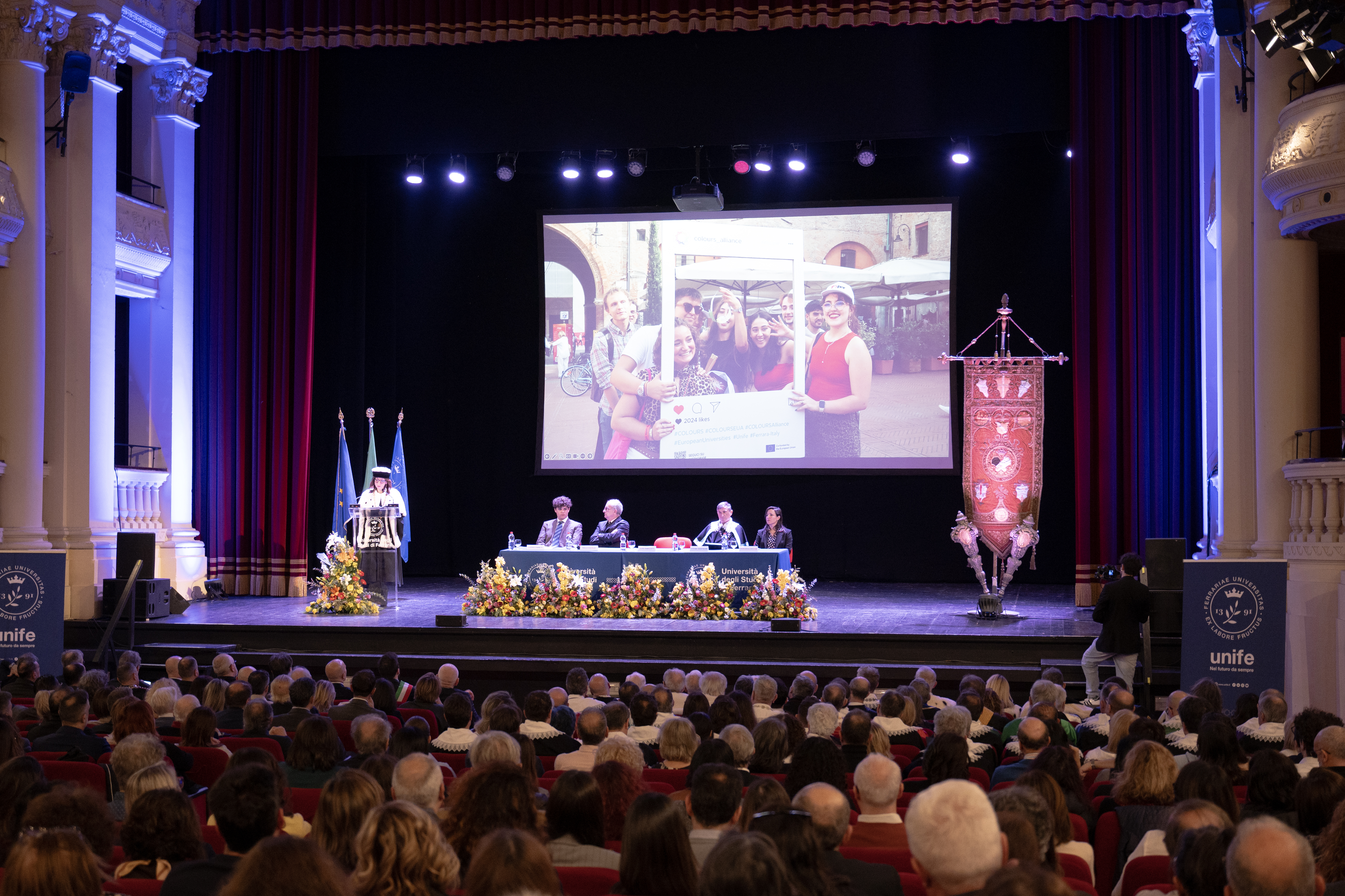 palco da lontano