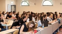 QS World University Rankings 2027 | Unife migliora il posizionamento globale e conferma la qualità della ricerca