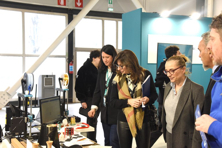 ramaciotti-orienta-stand